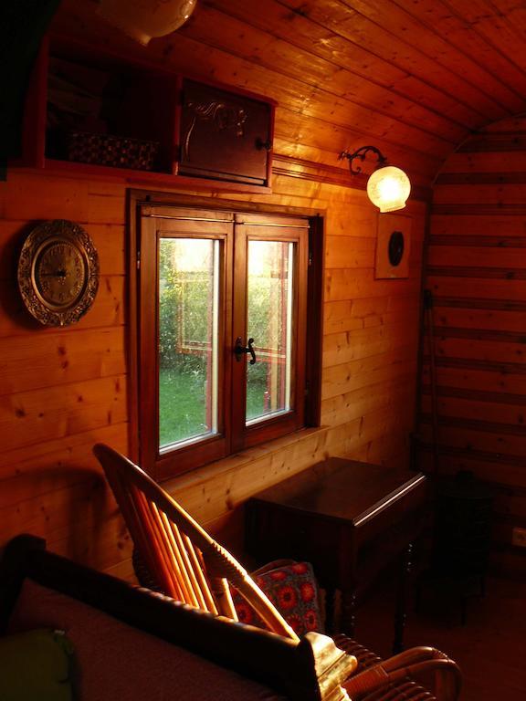 La Roulotte De La Fay Villa Dompierre-les-Ormes Cameră foto